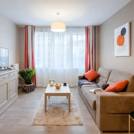 Rent this 1 bed apartment on Allée des Rives de Bagatelle in 92150 Suresnes, France