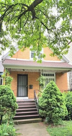 Buy this 4 bed house on 4109 North Central Park Avenue in Chicago, IL 60625