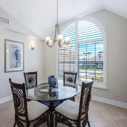 Image 7 - 962 Sycamore Court, Marco Island, FL 34145, USA - House for sale