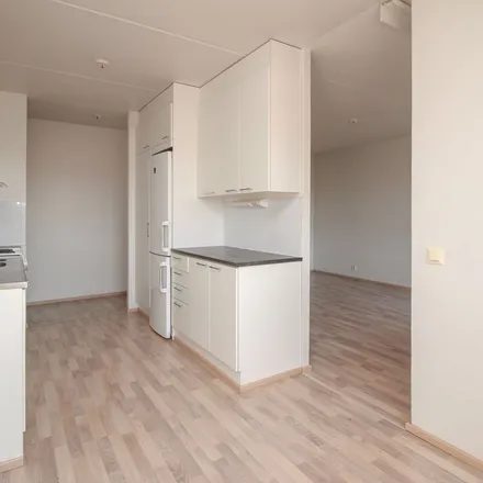 Rent this 3 bed apartment on Saimaankatu in 15140 Lahti, Finland