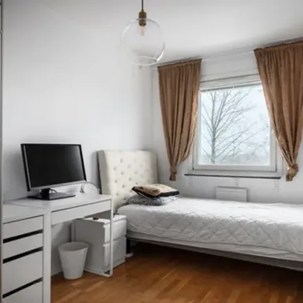 Rent this 1 bed room on Terapivägen 10D in 141 55 Huddinge, Sweden