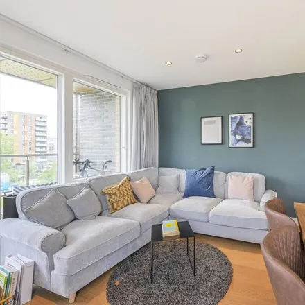 Rent this 3 bed apartment on Hawkshaw Court in 150 Upper North Street, London