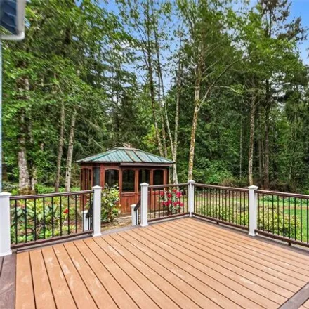 Image 2 - 10445 Willamette Meridian Road Northwest, Kitsap County, WA 98383, USA - House for sale