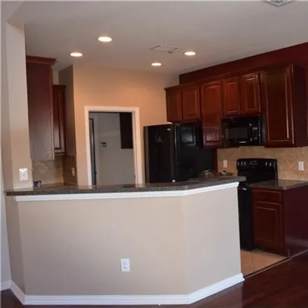 Image 4 - 8774 Manhattan Avenue, Plano, TX 75024, USA - Townhouse for rent