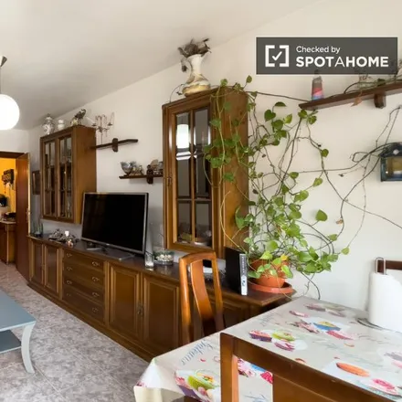 Rent this 1 bed room on Jardins d'Eduard Batiste i Alentorn in 08001 Barcelona, Spain