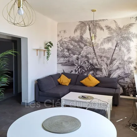Rent this 2 bed apartment on 1003 Avenue François Roustan in 83000 Toulon, France