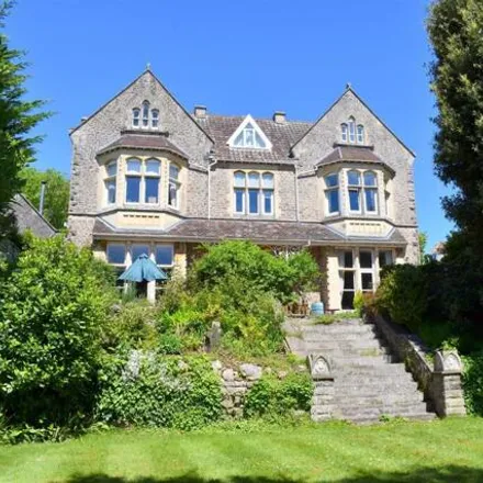 Rent this 2 bed apartment on Castle Road in Clevedon, BS21 7BX