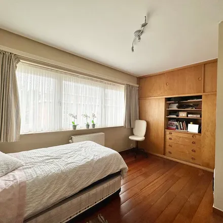 Rent this 4 bed apartment on Pavillon Albert in Avenue des Orangers - Oranjelaan, 1150 Woluwe-Saint-Pierre - Sint-Pieters-Woluwe
