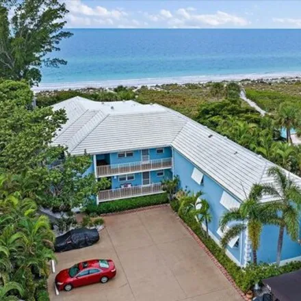 Rent this 3 bed condo on 5629 Gulf of Mexico Drive in Longboat Key, Manatee County