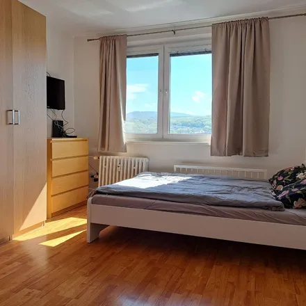 Rent this 1 bed apartment on Muzeum sklářství in 43231, 768 04 Stupava