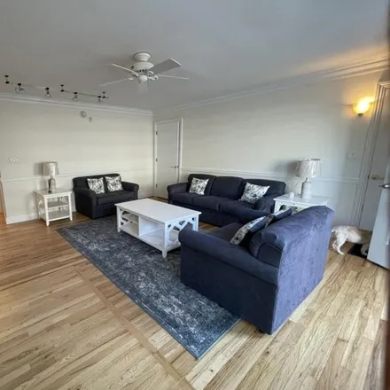 Image 3 - University Bluffs, Ocean Avenue, Long Branch, NJ 07740, USA - Apartment for rent