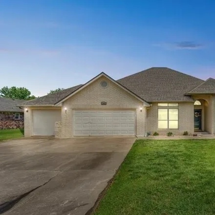 Buy this 3 bed house on 2951 East 141st Street in Bixby, OK 74008