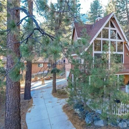 Image 2 - 1707 Thrush Road, Wrightwood, CA 92397, USA - House for sale