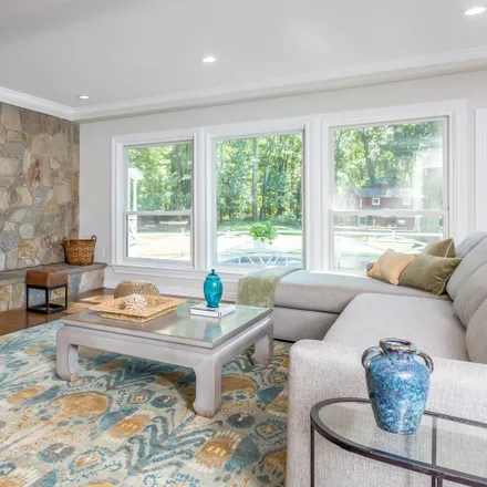 Image 7 - 30 Carrington Drive, Greenwich, CT 06831, USA - House for sale