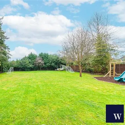 Image 2 - The Avenue, Crowthorne, RG45 6PD, United Kingdom - House for sale