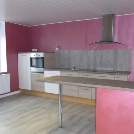 Rent this 4 bed apartment on 202 Rue de la Prune in 47350 Seyches, France