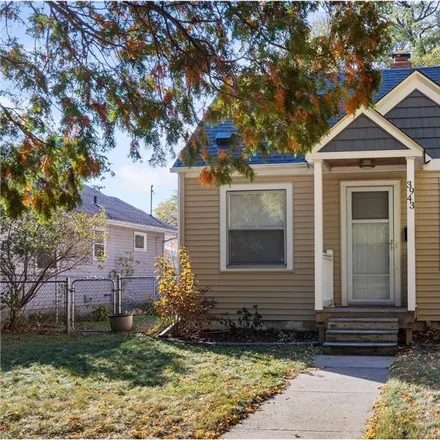 Buy this 2 bed house on 2315 5th Avenue North in Minneapolis, MN 55405