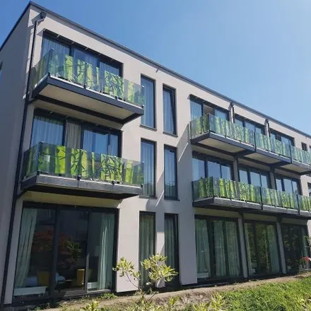 Rent this studio apartment on Huizingalaan 117C in 3572 LL Utrecht, Netherlands
