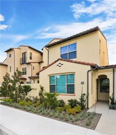 Image 3 - 102, 104, 106, 108, 110, 112, 114 Cleverwind, Irvine, CA 92618, USA - Condo for rent