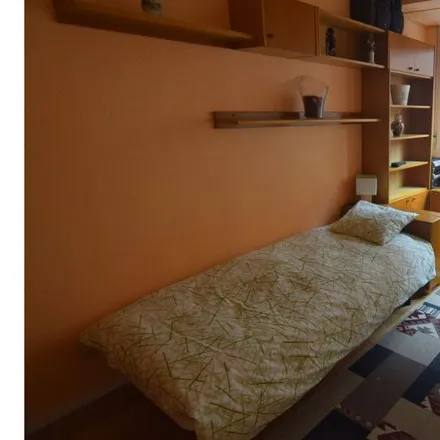 Rent this 3 bed room on Iturribide kalea in 90, 48006 Bilbao