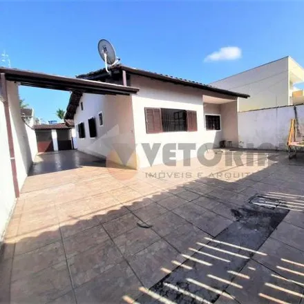 Buy this 3 bed house on Rua Luiz Lyria Martinez in Jardim Bela Vista, Caraguatatuba - SP
