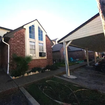 Rent this 1 bed townhouse on 898 Lawrence Street in Portland, TX 78374