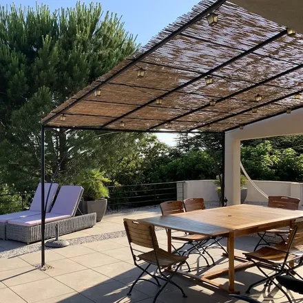 Rent this 5 bed house on Aix-en-Provence in Bouches-du-Rhône, France