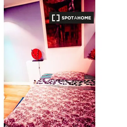 Rent this 3 bed room on Boulevard zumardia in 2, 20003 San Sebastián