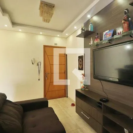 Buy this 2 bed apartment on Rua Santo Antônio in Jardim Santo Antônio, Santo André - SP