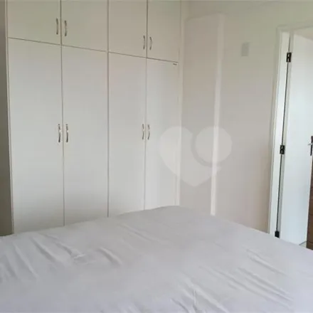 Buy this 1 bed apartment on Rua Francisco Franco in Centro, Mogi das Cruzes - SP