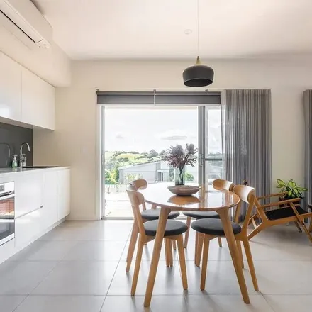 Rent this 2 bed apartment on Kiama NSW 2533