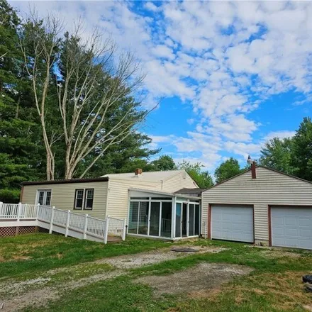 Buy this 3 bed house on 10290 Wagner Rd in North Benton, Ohio