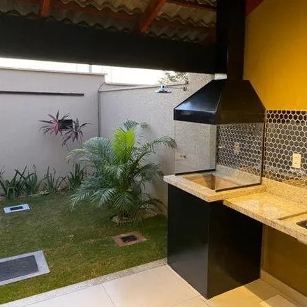 Buy this 3 bed house on Rua MMM 10 in Jardim Presidente, Goiânia - GO