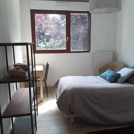 Rent this 1 bed apartment on 6 Rue de l'Hermine in 35000 Rennes, France