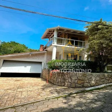 Buy this 4 bed house on Servidão Jandira Pires da Cunha in Sambaqui, Florianópolis - SC