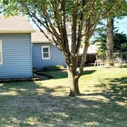 Buy this 3 bed house on 401 South Franklin Street in McLouth, Jefferson County