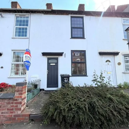 Rent this 2 bed townhouse on Worcester St / Hill St in Worcester Street, Stourbridge