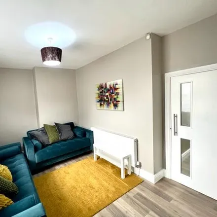 Rent this 1 bed room on 252 Edmund Road in Cultural Industries, Sheffield