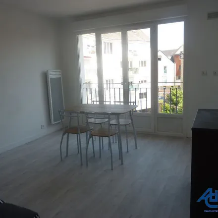 Rent this 1 bed apartment on 9 Rue du Tribunal in 56300 Pontivy, France