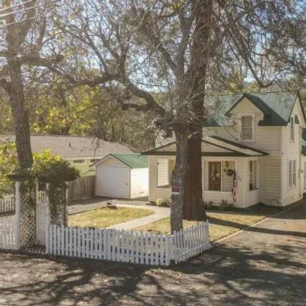 Buy this 4 bed house on 224 Mill Street in Weaverville, CA 96093