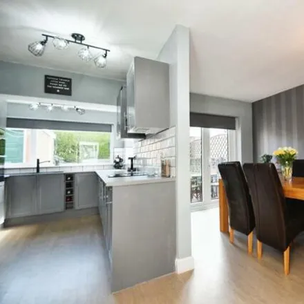 Image 7 - 33 Chancet Wood View, Sheffield, S8 7TS, United Kingdom - House for sale