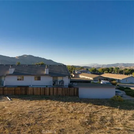 Image 5 - 21213 Madre Street, Golden Hills, Kern County, CA 93561, USA - House for sale