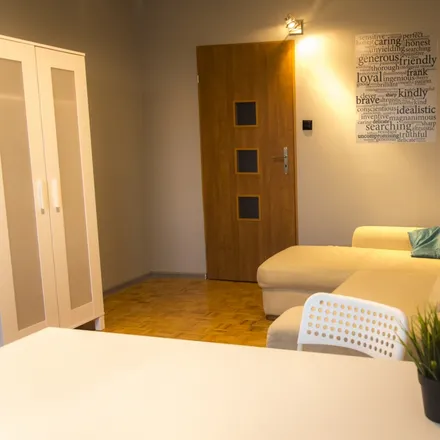 Rent this 3 bed room on Warszawska 77 in 15-077 Białystok, Poland
