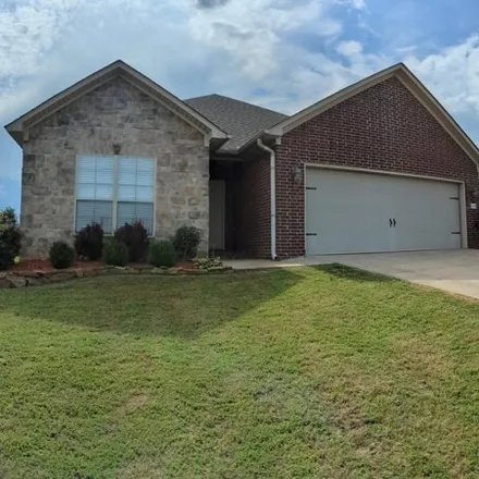 Buy this 3 bed house on 1225 Crosspoint Road in Conway, AR 72034