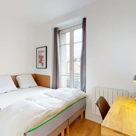 Image 1 - 37v Boulevard Garibaldi, 75015 Paris, France - Apartment for rent