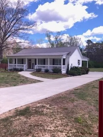 Buy this 3 bed house on 249 County Road 624 in Hanceville, Cullman County