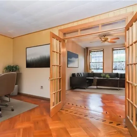 Image 2 - 858 71st Street, New York, NY 11228, USA - House for sale