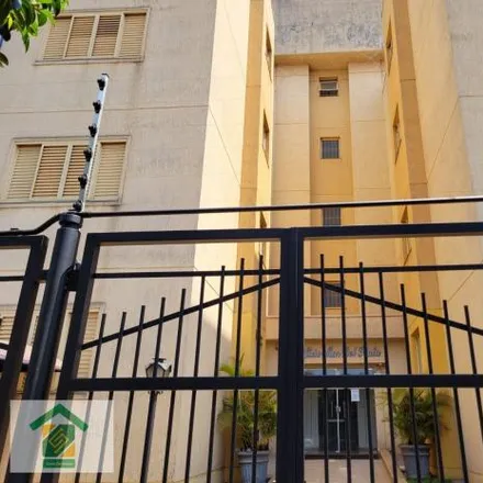 Buy this 3 bed apartment on Rua Arquiteto Walter Logatti in Vila Melhado, Araraquara - SP
