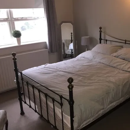 Rent this 2 bed house on Chesterfield in S40 1DW, United Kingdom