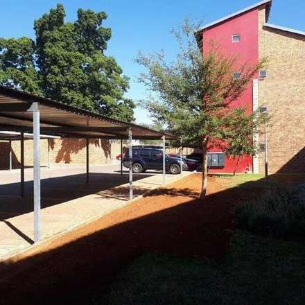 Image 3 - Willowridge High School, 518 Verkenner Avenue, Tshwane Ward 85, Pretoria, 0040, South Africa - Apartment for rent